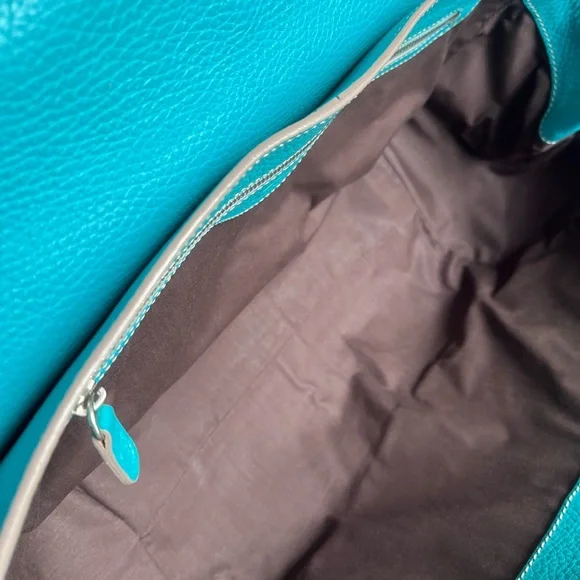 Tod's Corniche Wave East-West Small Shoulder Bag - Picture 6 of 10